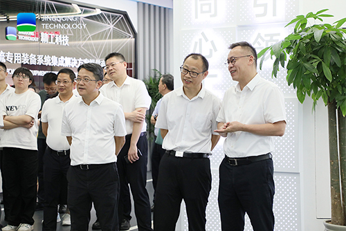 浙江省经信厅副厅长詹佳祥带队调研精工科技