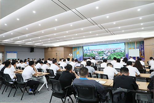 AI+ 赋能｜张统一院士：数据驱动的材料绿色研发与产业创新