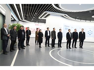 绍兴市委科创委副主任王继岗一行调研精工科技