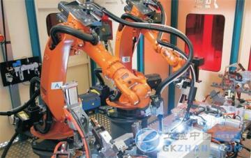 The robot industry has established two major policy orientations. 2020 sales are expected to exceed 50 billion yuan.
