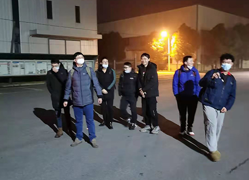 1614326586492501.jpg 碳纤维:初三起早出发吉林.jpg