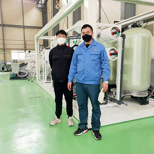 1614327012796892.jpg 机器人:售后工程师在韩国釜山异乡过年.jpg