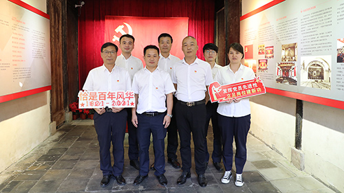 1624448874109728.jpg 支部留影-2.jpg