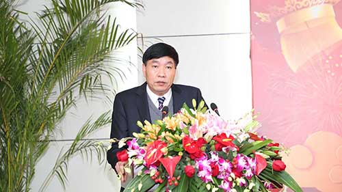1643273295272763.jpg 1、吴总作报告.JPG